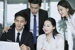 2026第129重发   炫彩星空震撼开场展现