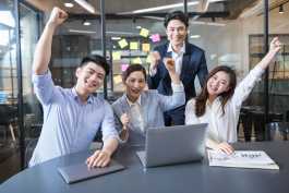 2026第164重发   筑梦远航 走向未来 创新开拓绽放辉煌