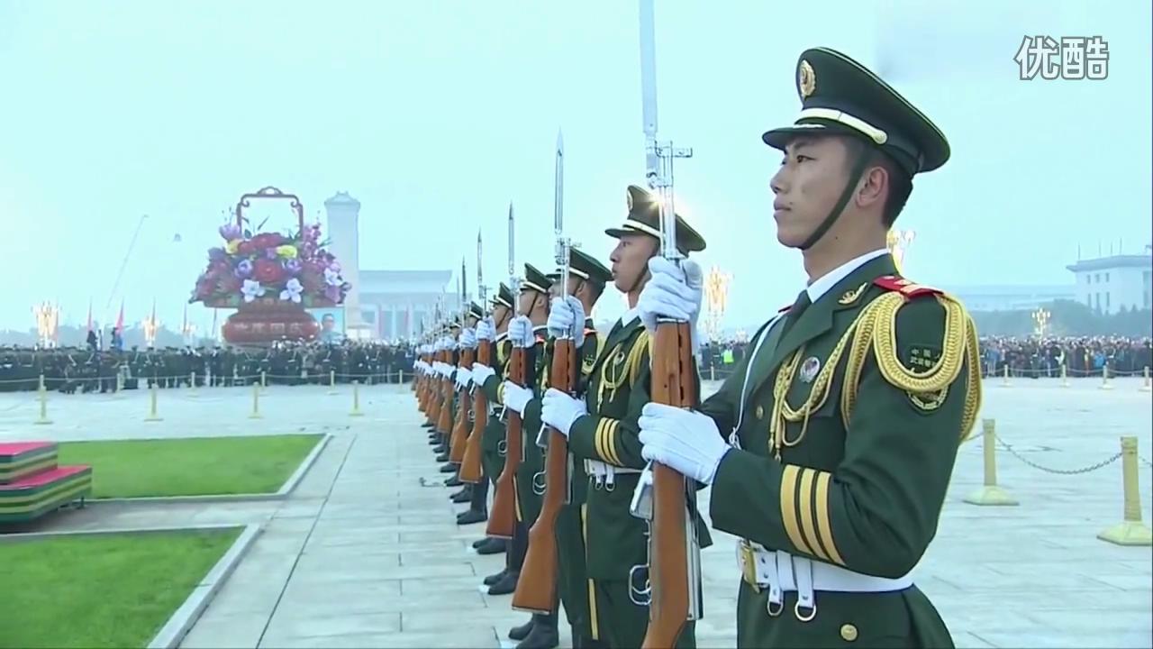 盛大升旗仪式 (4).JPG