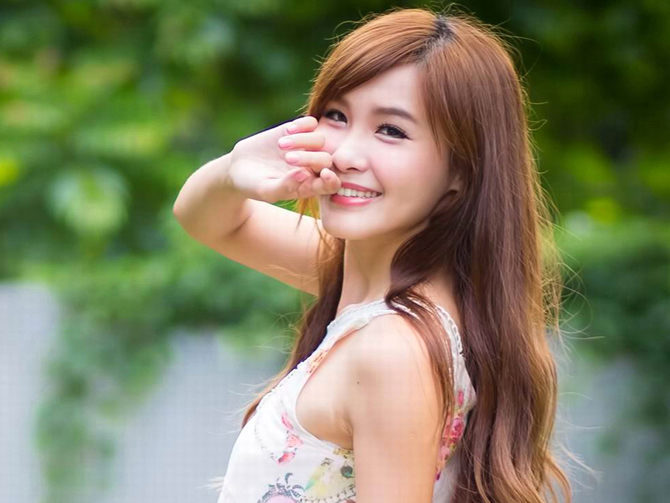 X2018 精美经典浪漫婚礼写真《谁动了我的琴弦》展示相册