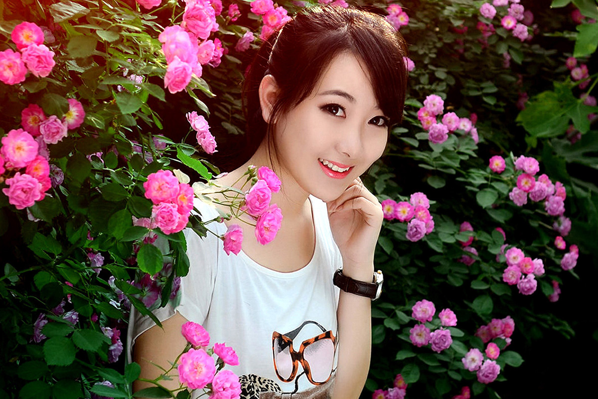 X2018 甜美动感字幕条卡通过渡转场特效相册