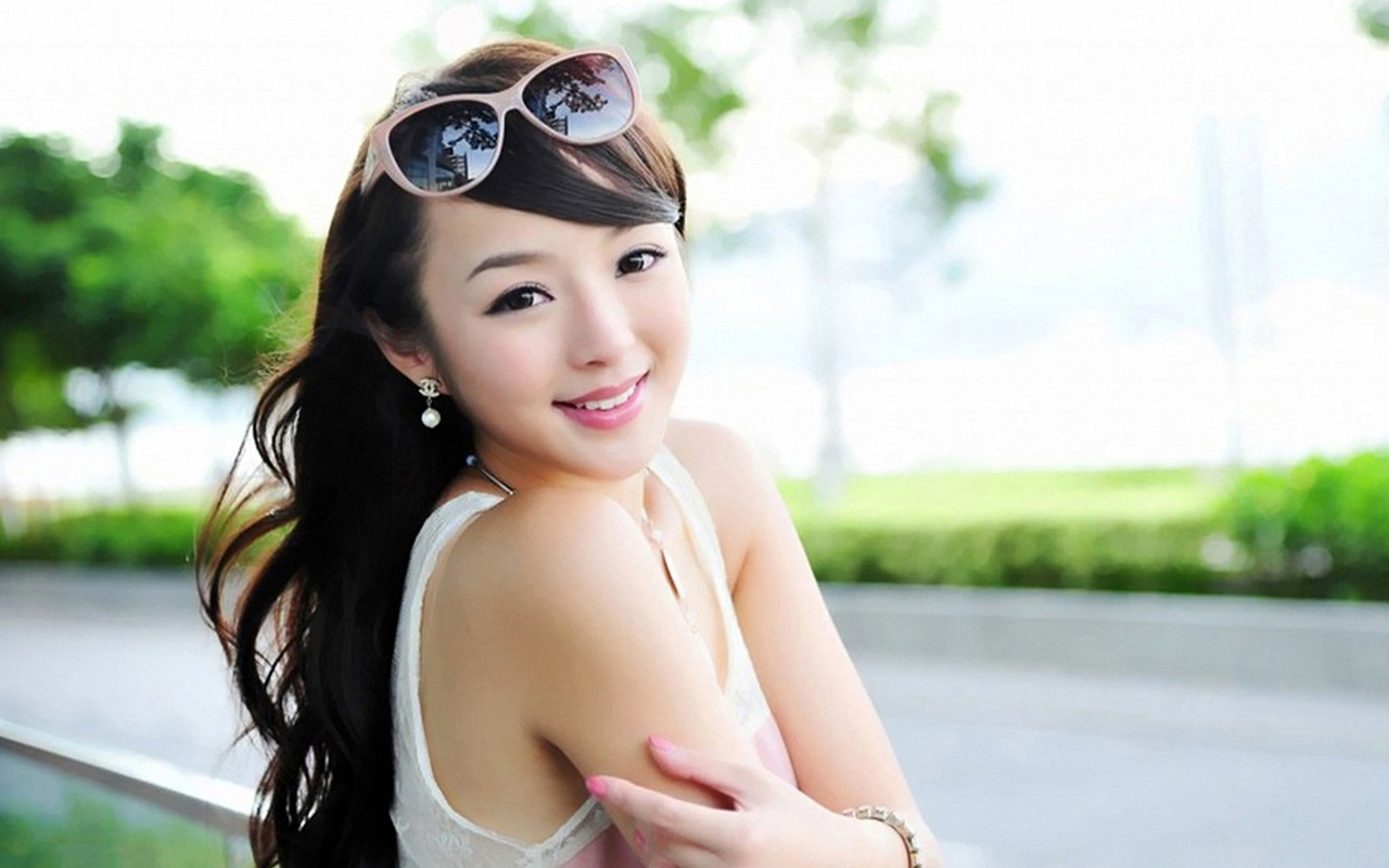 X2018 绚丽时尚美女写真《过去的回不去》相册